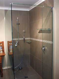 Glass shower